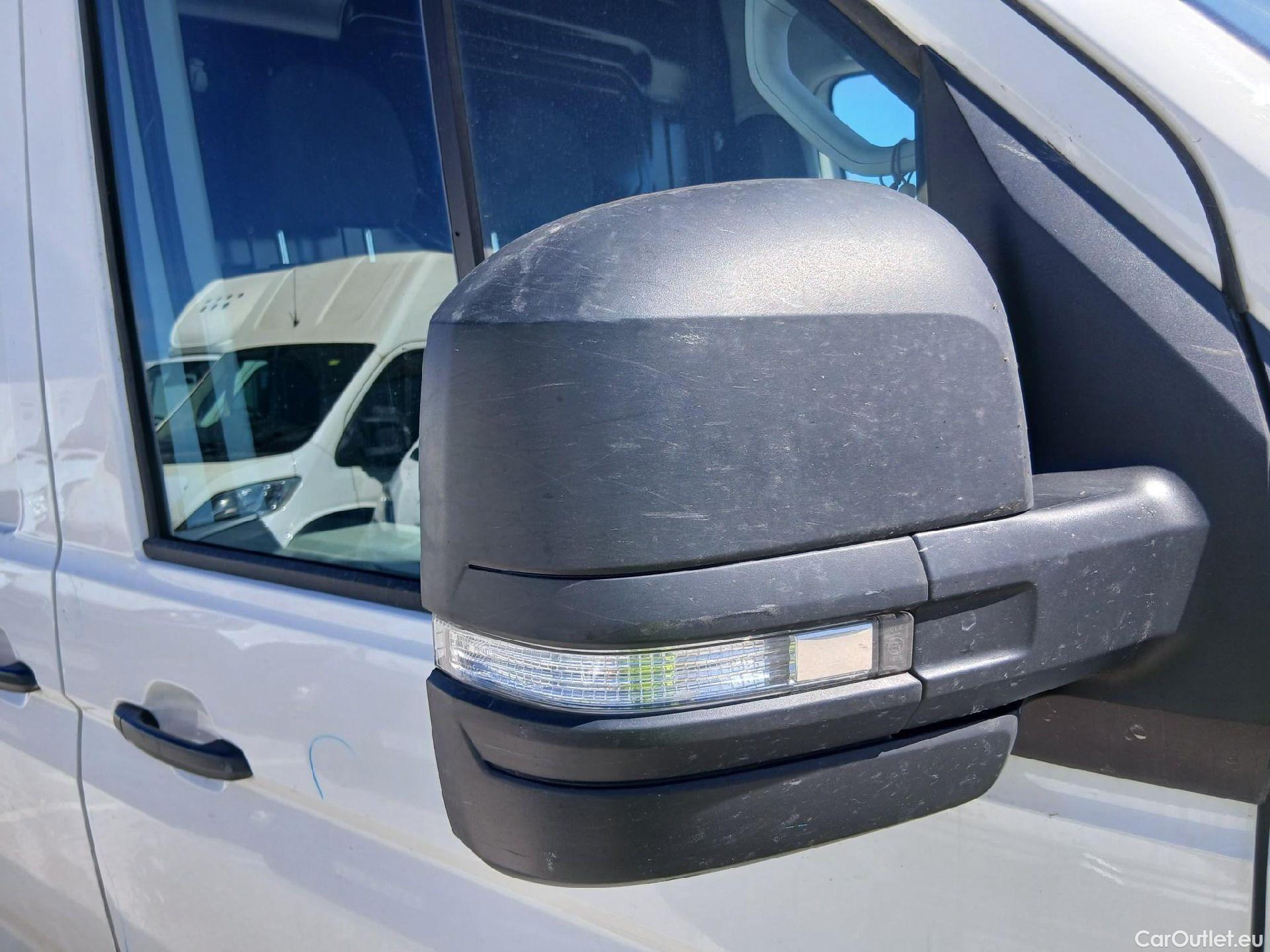  Volkswagen  Crafter  Furgón Furgón 35 BL TA FWD 2.0 TDI 140CV MT6 E6 #65