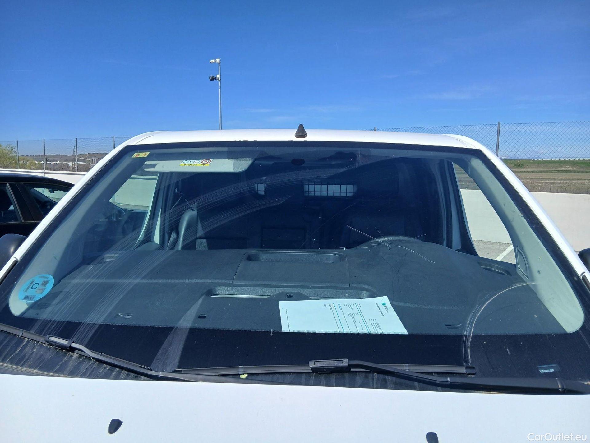  Toyota  Proace TOYOTA  / 2016 / 4P / furgón FU. MEDIO (L1) 2.0D 90kW COMFORT CARGA + #2