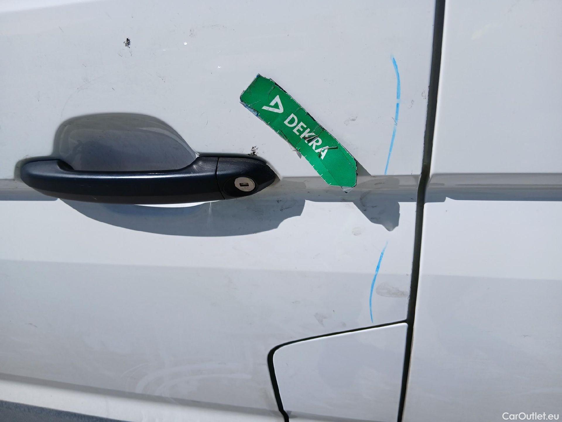  Volkswagen  Crafter  Furgón Furgón 35 BL TA FWD 2.0 TDI 140CV MT6 E6 #20