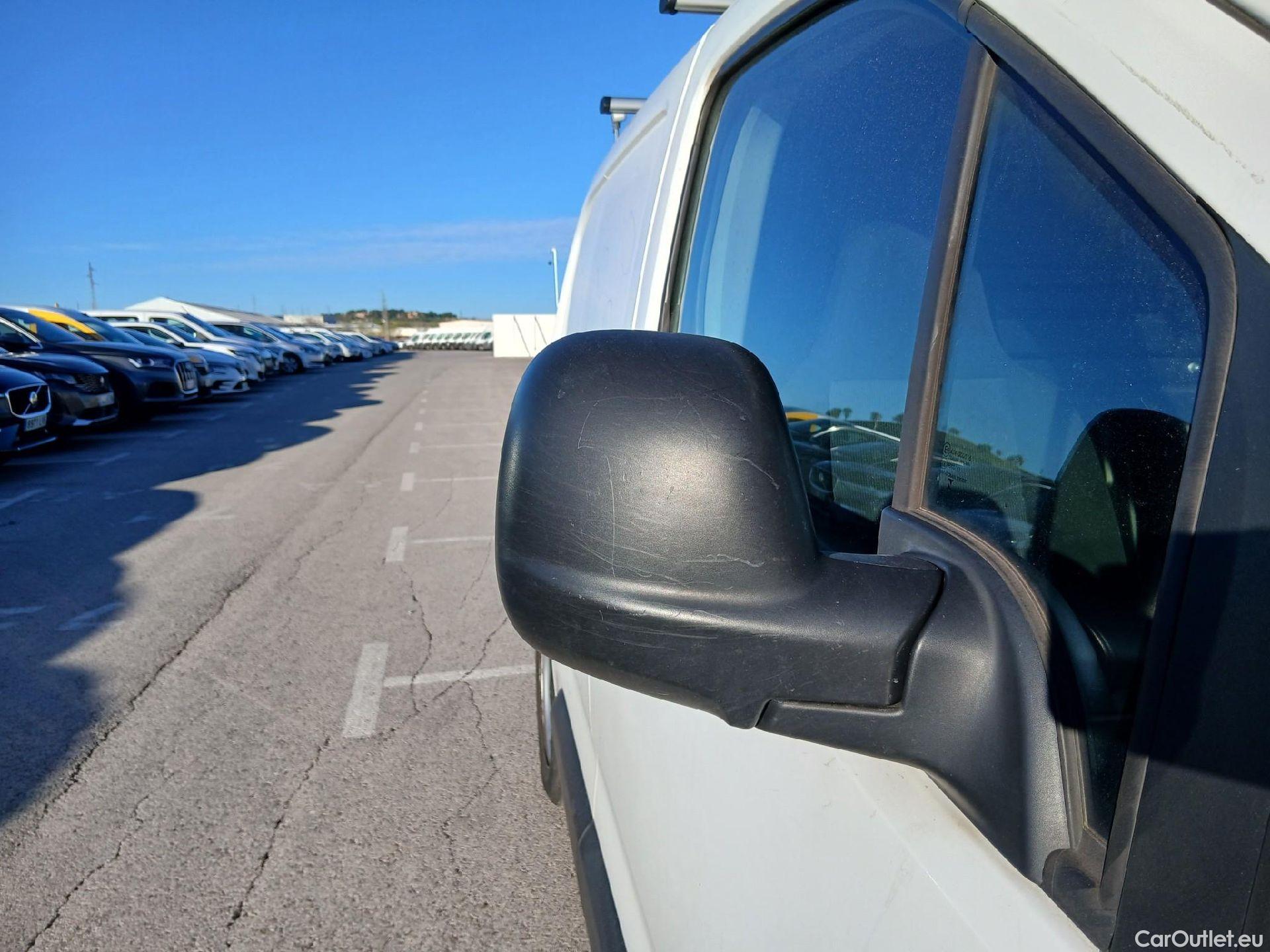  Toyota  Proace TOYOTA  City/2020/4P/furgón derivado de turismo 1.5D 56kW (75CV) GX 650kg Media #50