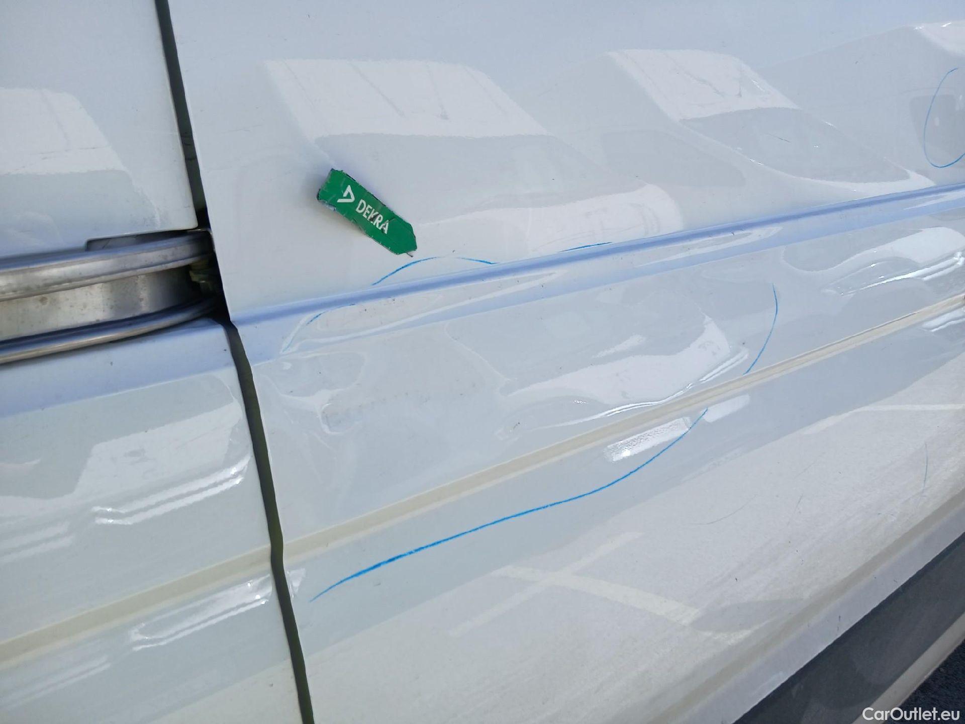  Volkswagen  Crafter  Furgón Furgón 35 BL TA FWD 2.0 TDI 140CV MT6 E6 #61