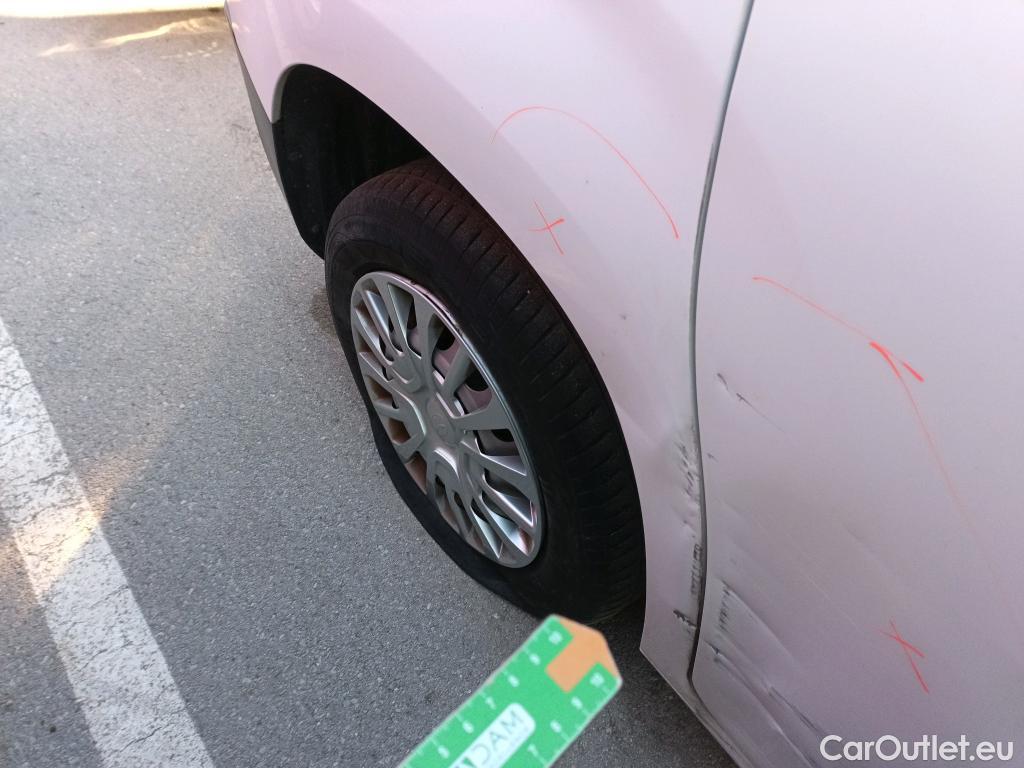  Toyota  Proace TOYOTA  City / 2020 / 4P / combi 1.5D 75kW (100CV) GX L1 #3