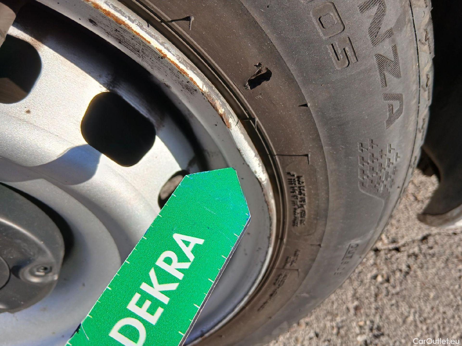  Toyota  Proace TOYOTA  City/2020/4P/furgón derivado de turismo 1.5D 56kW (75CV) GX 650kg Media #38