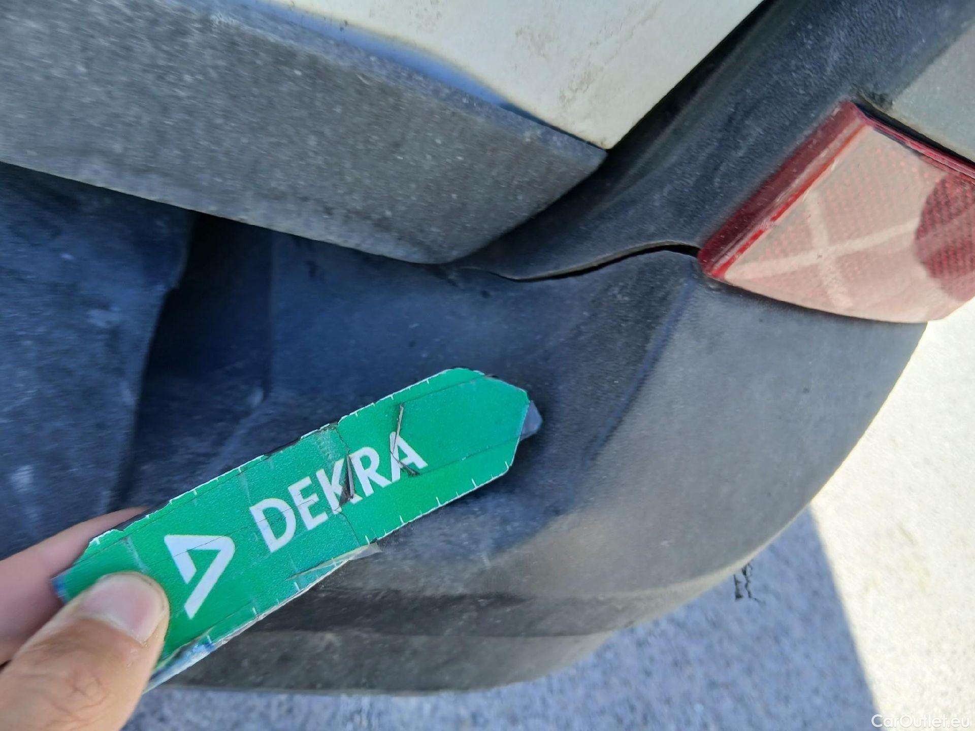  Volkswagen  Crafter  Furgón Furgón 35 BL TA FWD 2.0 TDI 140CV MT6 E6 #35