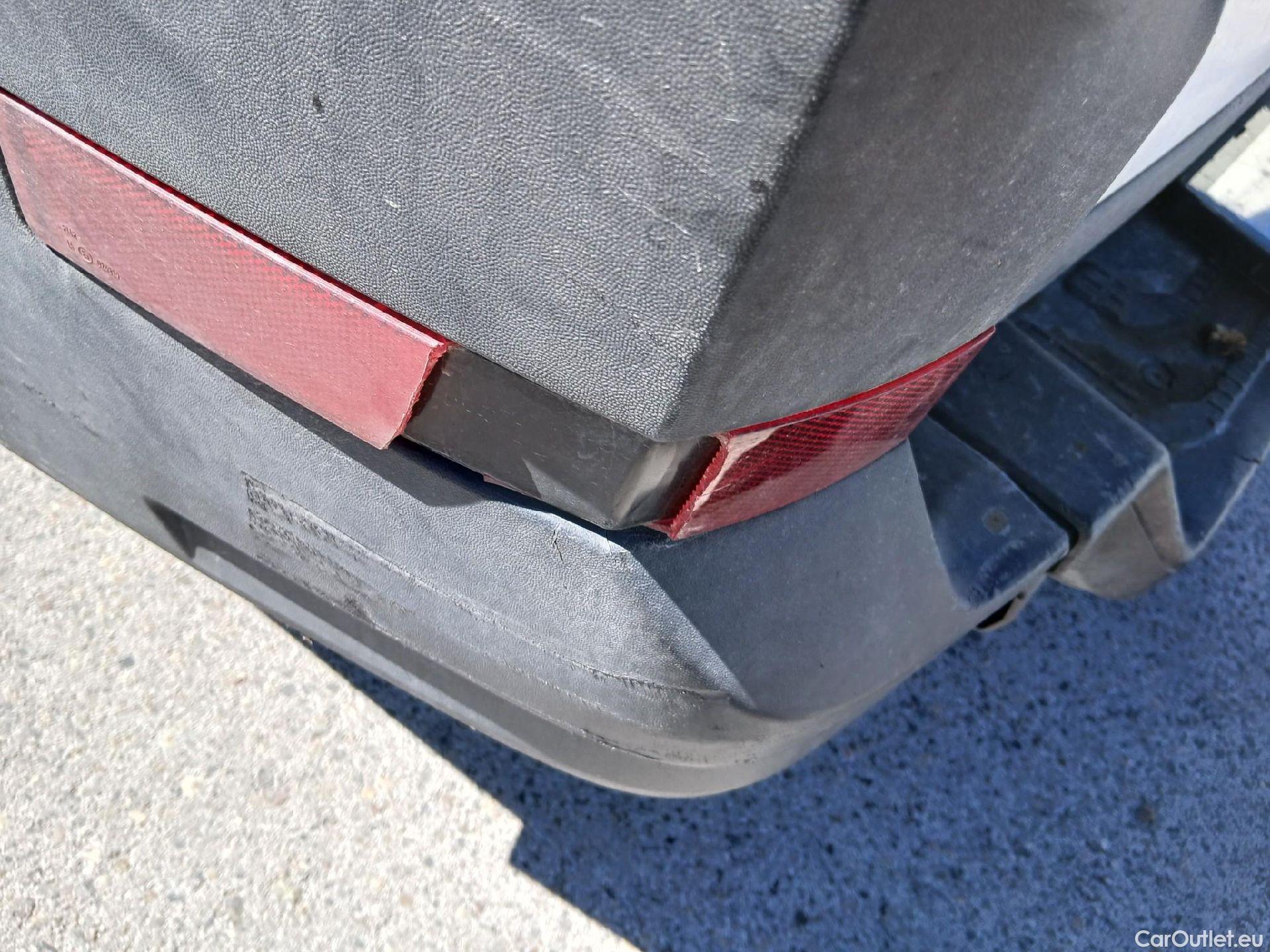  Volkswagen  Crafter  Furgón Furgón 35 BL TA FWD 2.0 TDI 140CV MT6 E6 #29