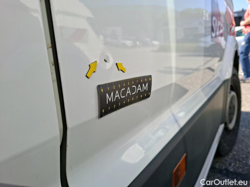  Volkswagen  Crafter VOLKSWAGEN  / 2017 / 4P / Fourgon tôlé 2.0 TDI 140 35 L4H3 Procab Business Line #27