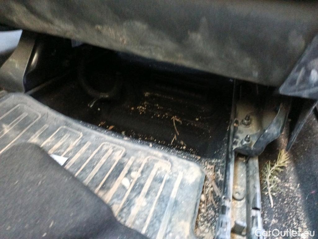  Toyota  Proace TOYOTA  City / 2020 / 4P / combi 1.5D 75kW (100CV) GX L1 #34