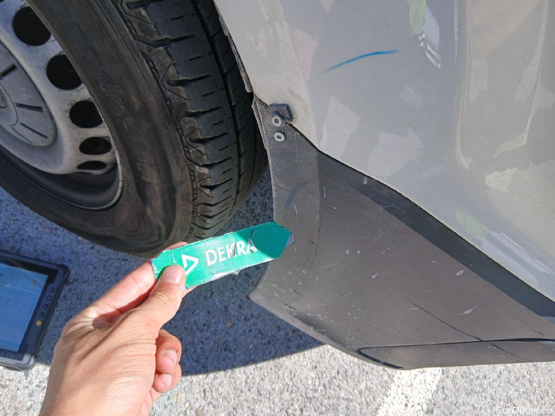  Volkswagen  Crafter  Furgón Furgón 35 BL TA FWD 2.0 TDI 140CV MT6 E6 #7