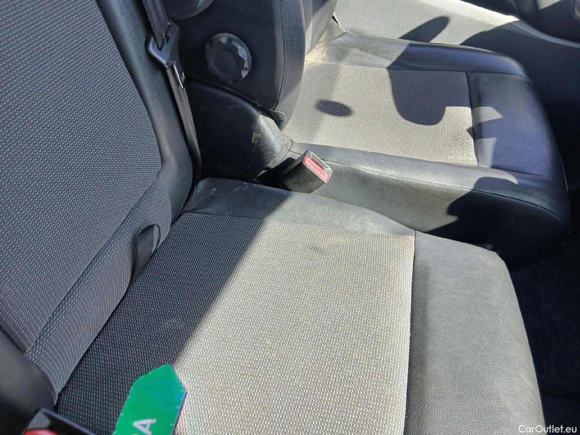  Toyota  Proace TOYOTA  / 2016 / 4P / furgón FU. MEDIO (L1) 2.0D 90kW COMFORT CARGA + #44