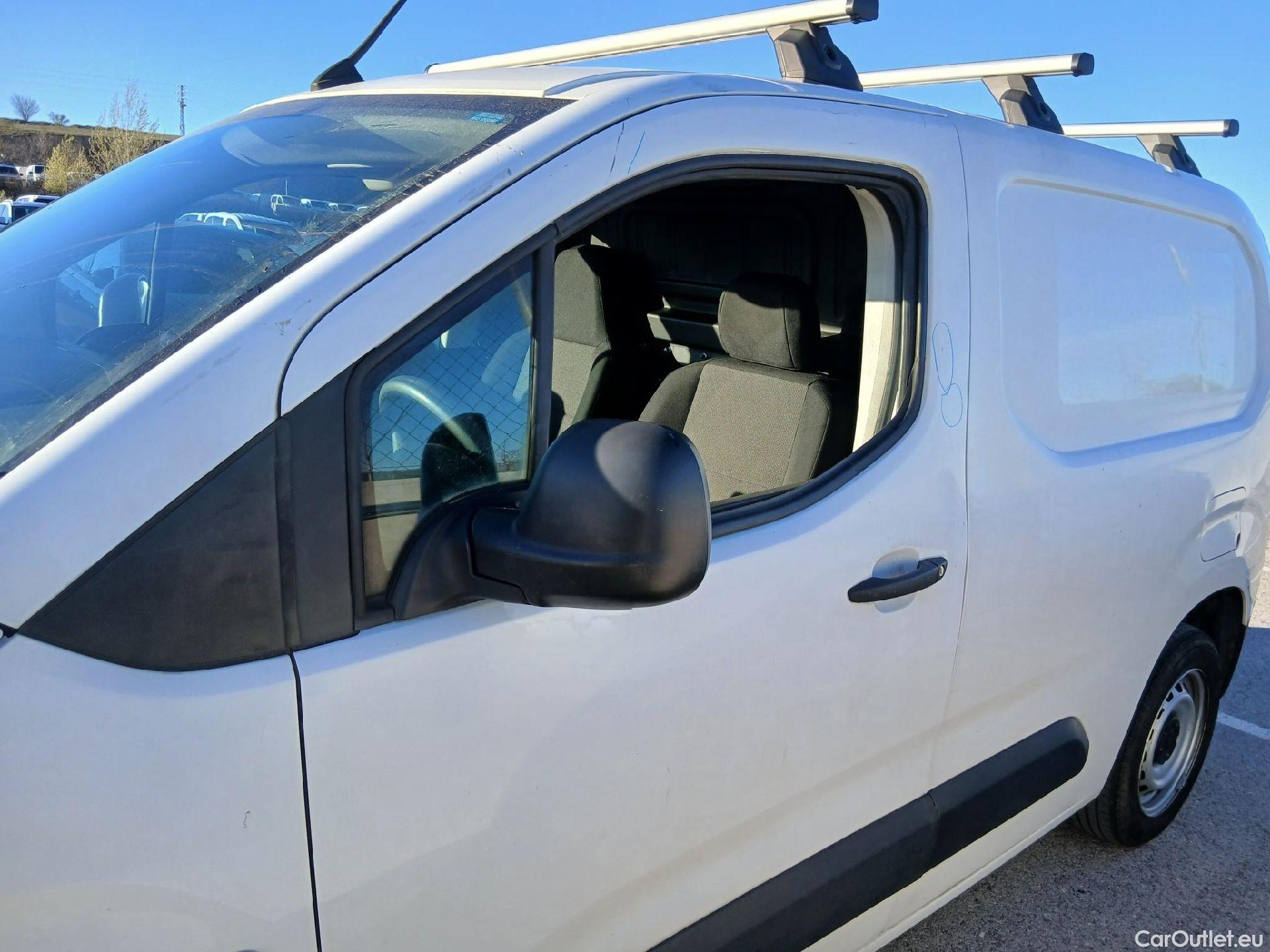  Toyota  Proace TOYOTA  City/2020/4P/furgón derivado de turismo 1.5D 56kW (75CV) GX 650kg Media #18