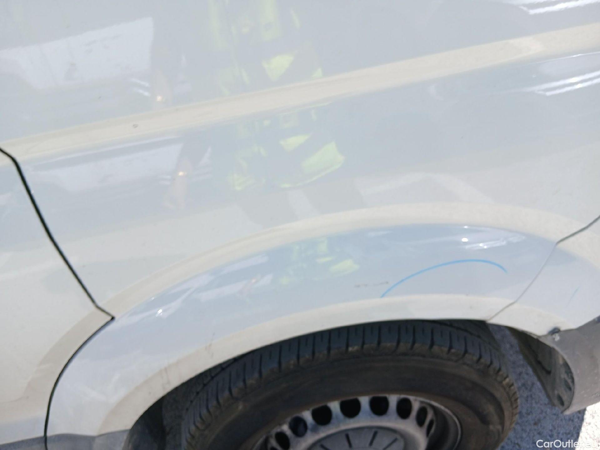  Volkswagen  Crafter  Furgón Furgón 35 BL TA FWD 2.0 TDI 140CV MT6 E6 #66