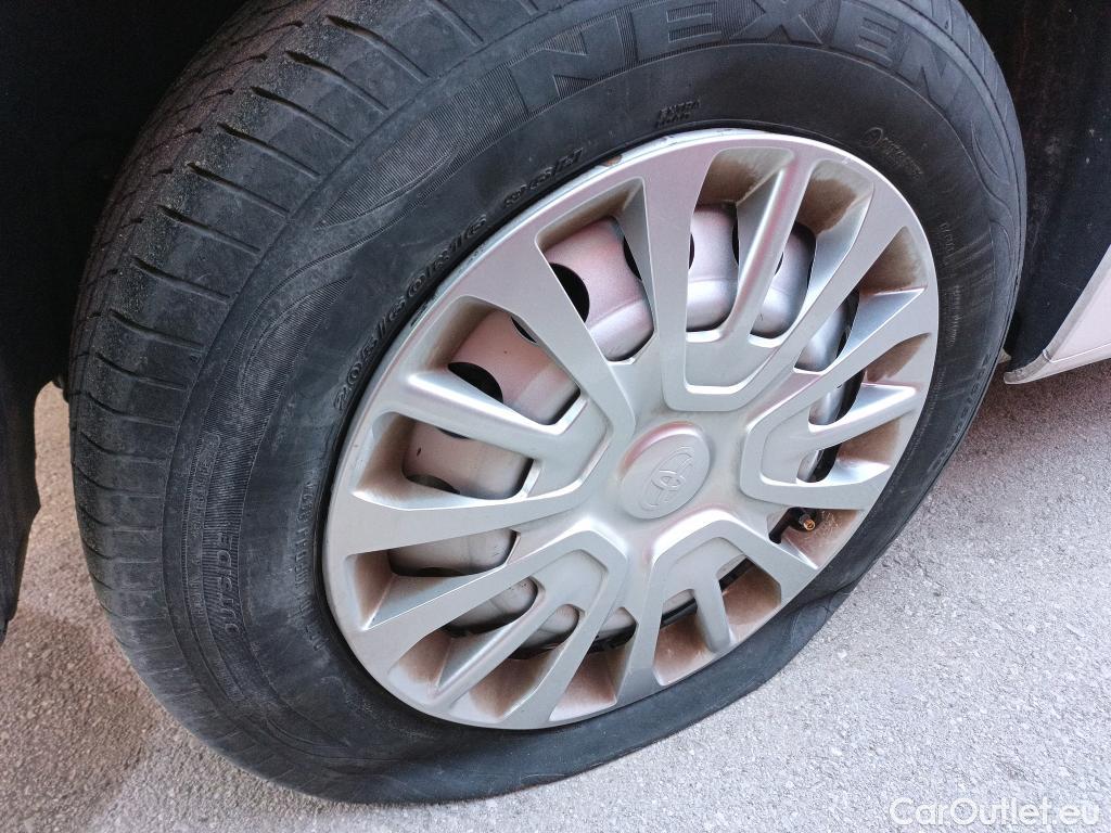  Toyota  Proace TOYOTA  City / 2020 / 4P / combi 1.5D 75kW (100CV) GX L1 #18