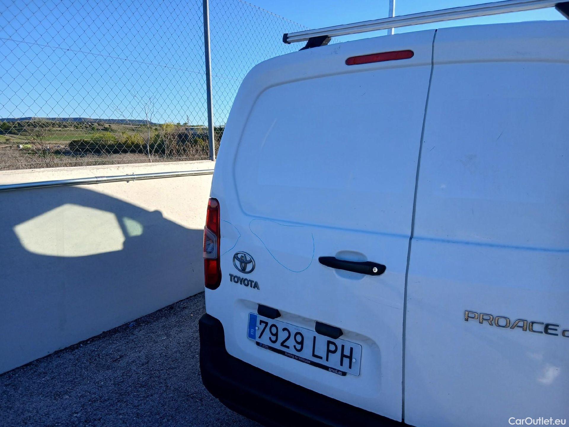  Toyota  Proace TOYOTA  City/2020/4P/furgón derivado de turismo 1.5D 56kW (75CV) GX 650kg Media #28