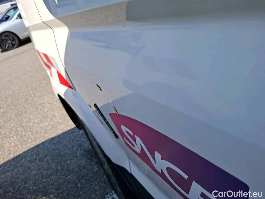  Volkswagen  Crafter VOLKSWAGEN  / 2017 / 4P / Fourgon tôlé 2.0 TDI 140 35 L4H3 Procab Business Line #30