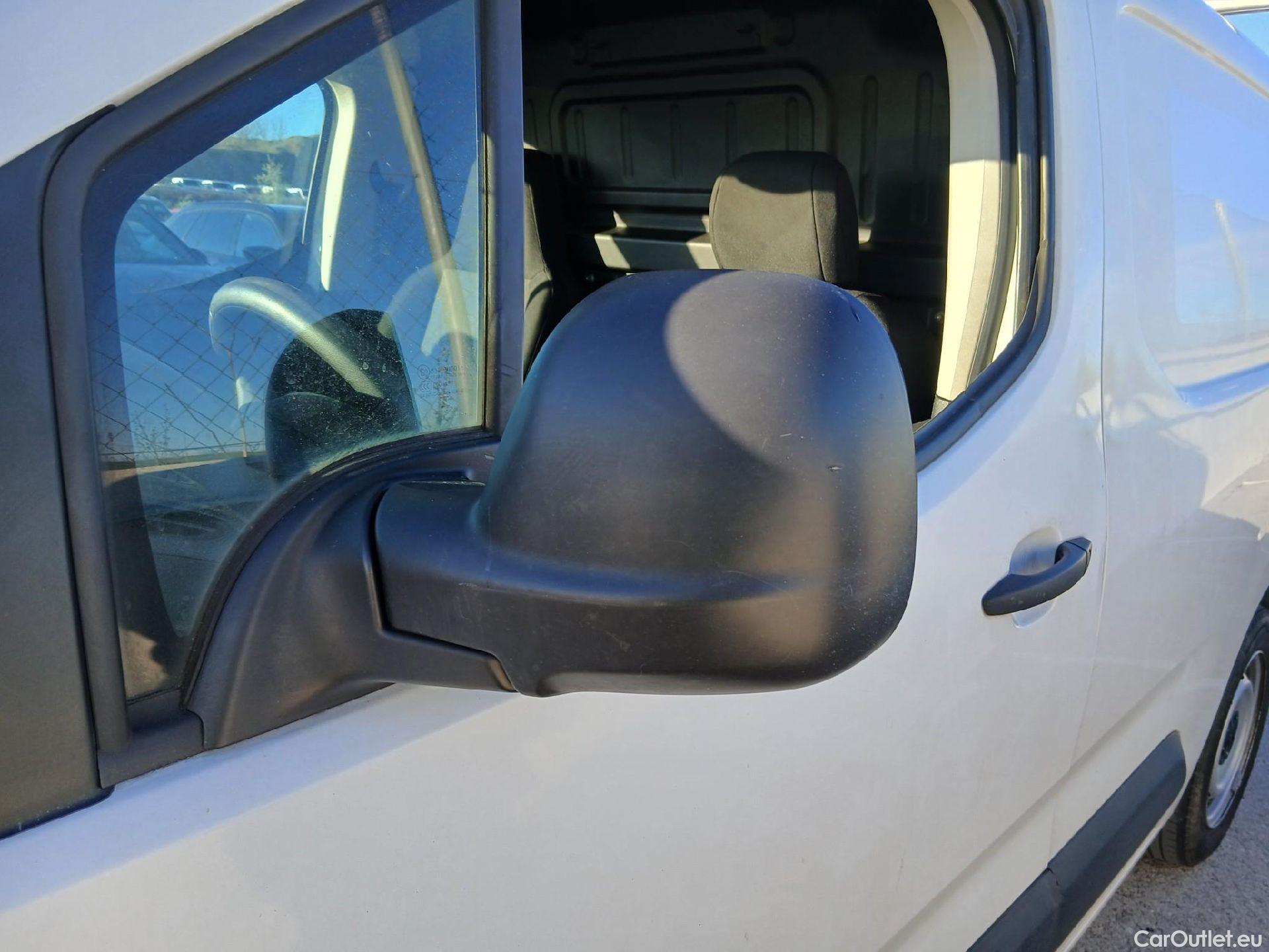  Toyota  Proace TOYOTA  City/2020/4P/furgón derivado de turismo 1.5D 56kW (75CV) GX 650kg Media #15