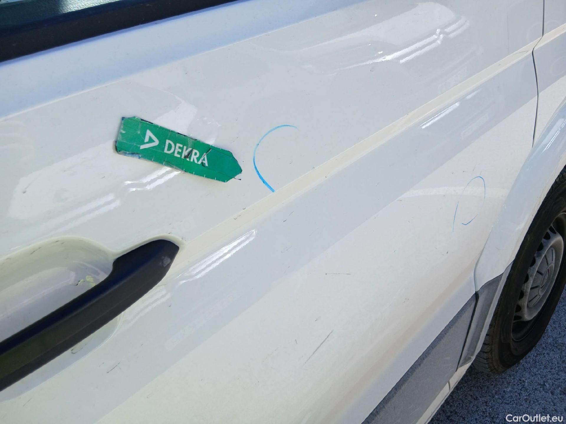  Volkswagen  Crafter  Furgón Furgón 35 BL TA FWD 2.0 TDI 140CV MT6 E6 #63