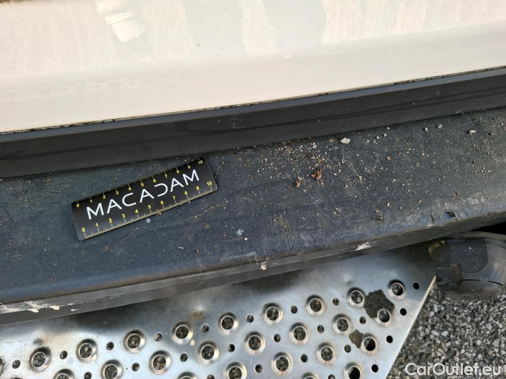  Volkswagen  Crafter VOLKSWAGEN  / 2017 / 4P / Fourgon tôlé 2.0 TDI 140 35 L4H3 Procab Business Line #51