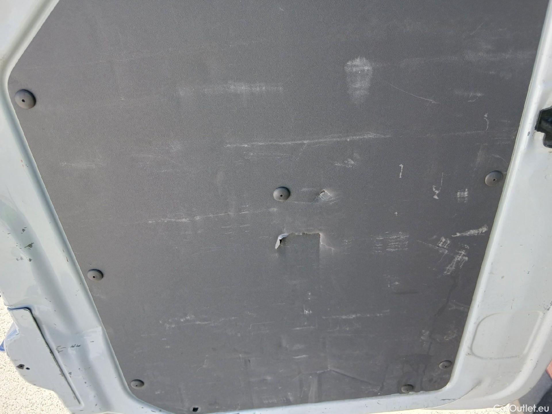  Volkswagen  Crafter  Furgón Furgón 35 BL TA FWD 2.0 TDI 140CV MT6 E6 #45