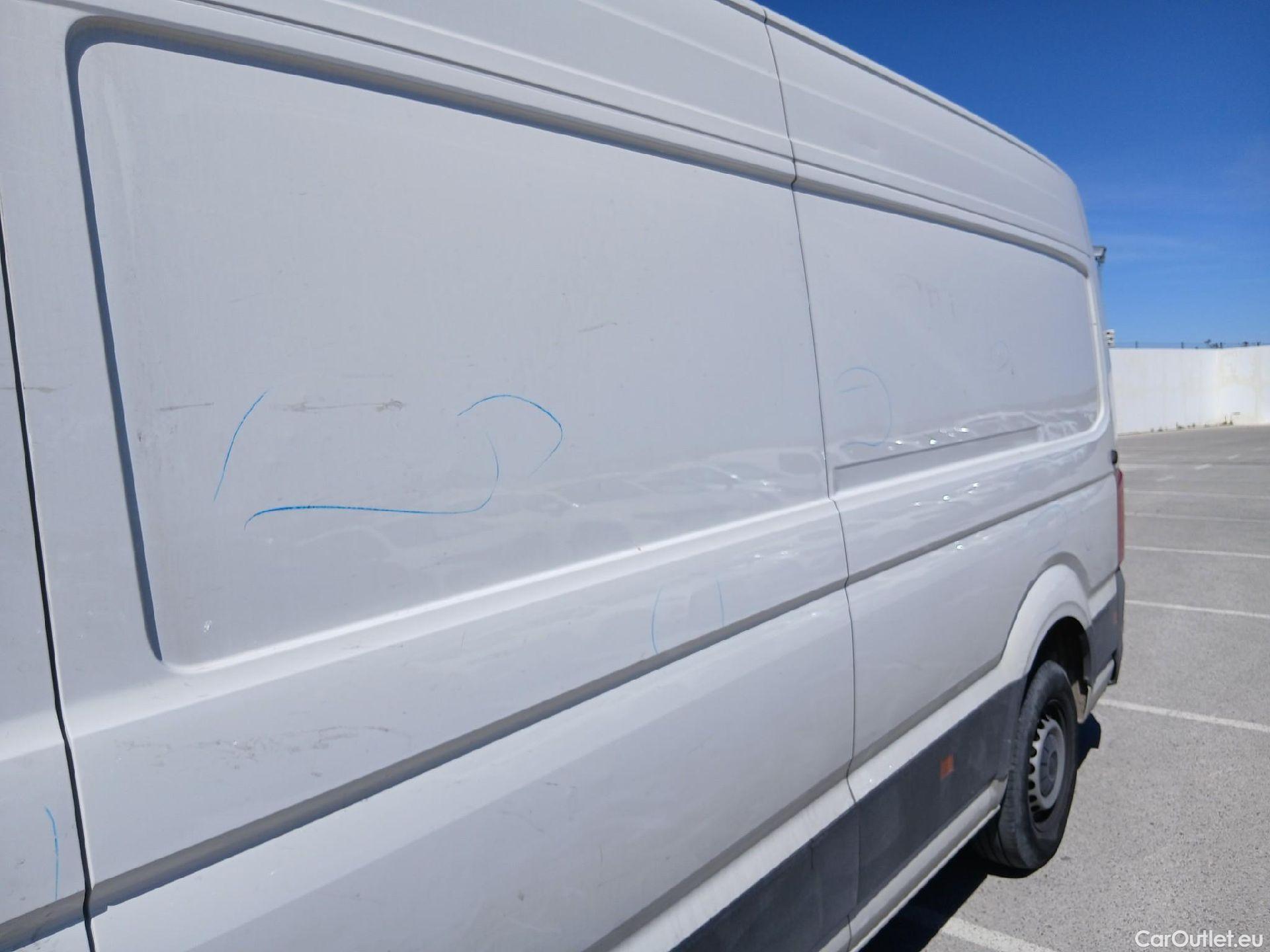  Volkswagen  Crafter  Furgón Furgón 35 BL TA FWD 2.0 TDI 140CV MT6 E6 #26