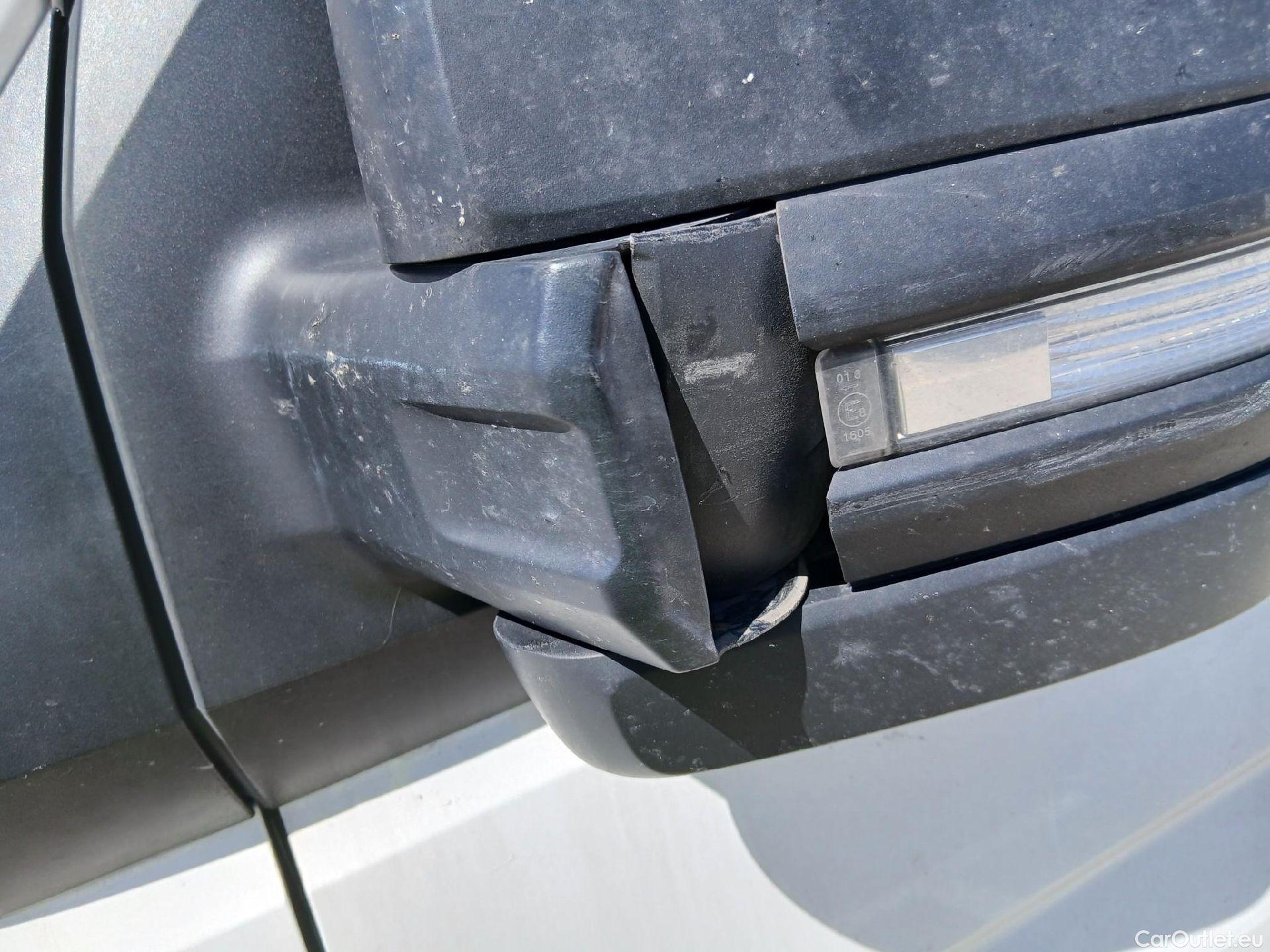  Volkswagen  Crafter  Furgón Furgón 35 BL TA FWD 2.0 TDI 140CV MT6 E6 #18