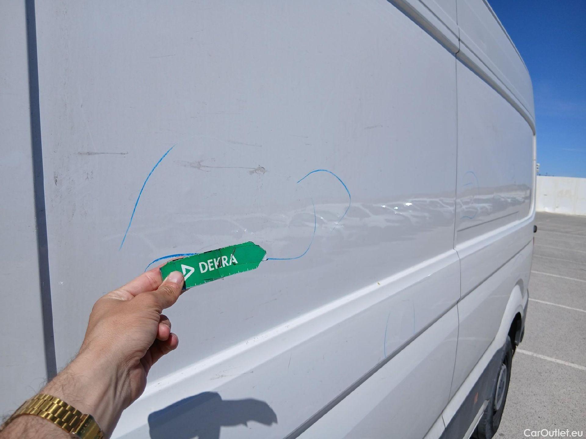  Volkswagen  Crafter  Furgón Furgón 35 BL TA FWD 2.0 TDI 140CV MT6 E6 #25