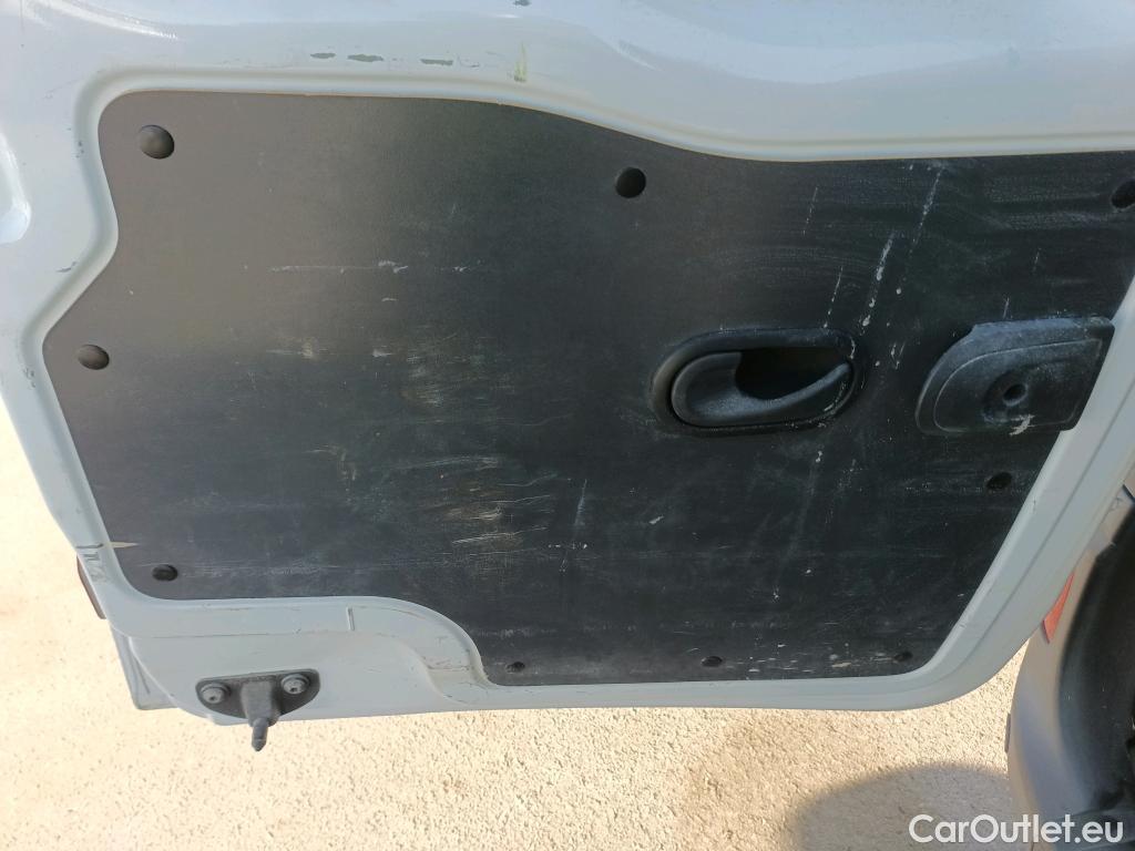  Renault  Kangoo RENAULT  Furgón/2013/3P/furgón derivado de turismo Profesional dCi 55 kW (75 CV) #21