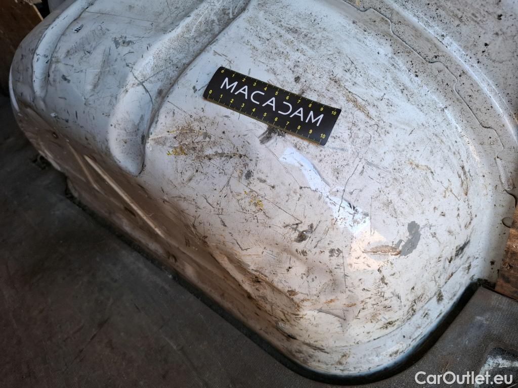  Volkswagen  Crafter VOLKSWAGEN  / 2017 / 4P / Fourgon tôlé 2.0 TDI 140 35 L4H3 Procab Business Line #46