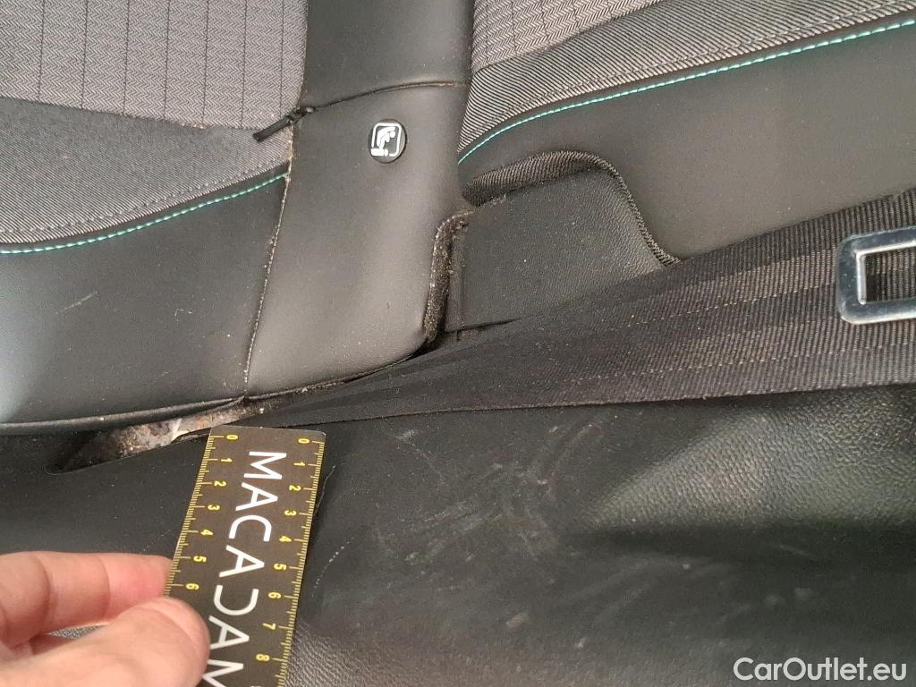  Peugeot  2008  Allure Business 1.5 HDi 110CV BVM6 E6d #17