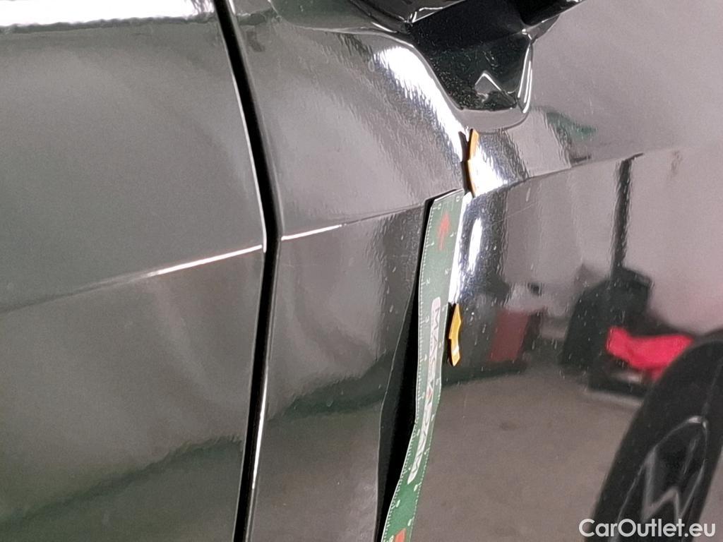  KIA  Sportage KIA  / 2021 / 5P / SUV 1.6 T-GDI 265 PHEV AUTO 4WD GT-LINE PREM #4