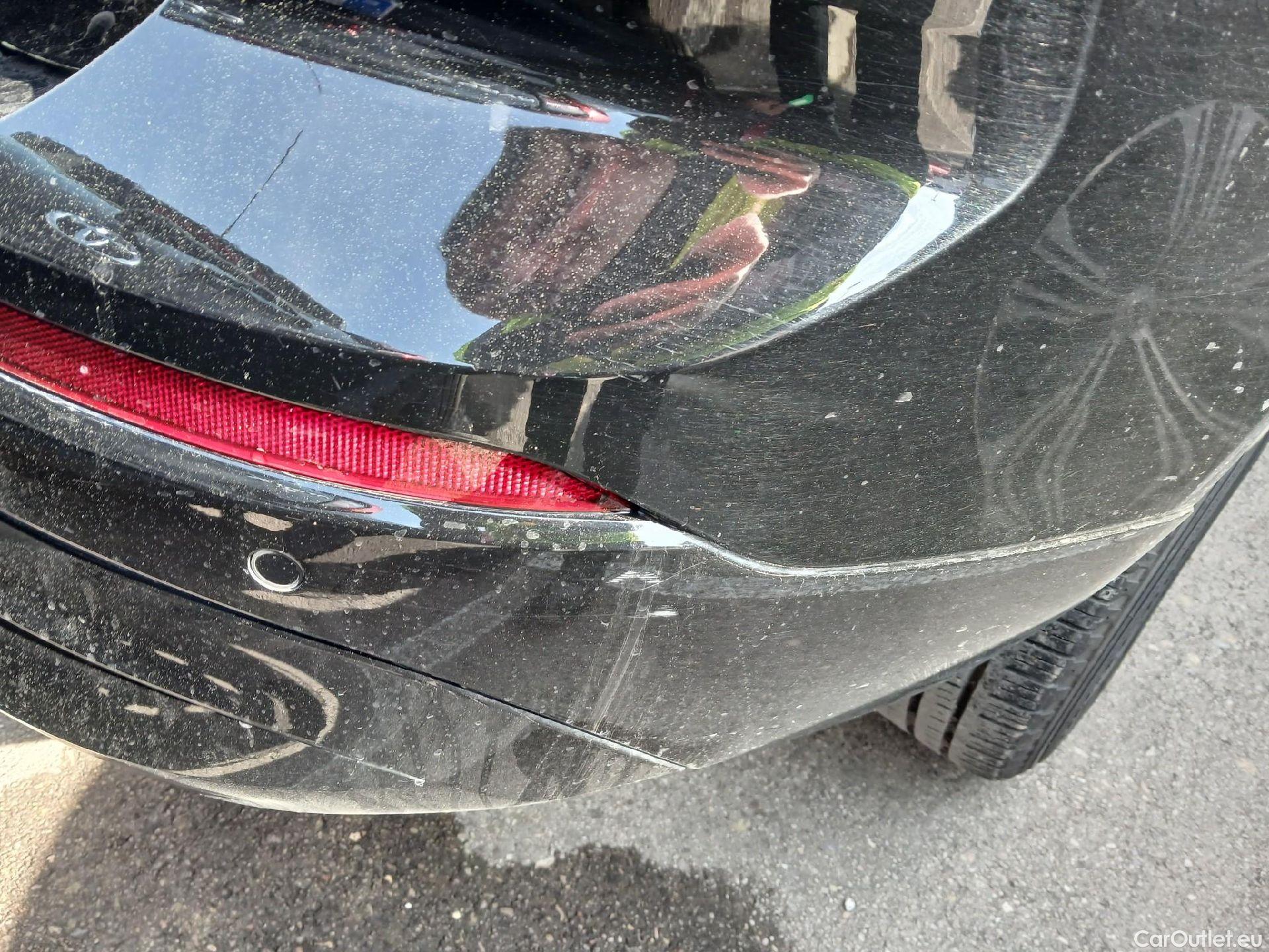  Volvo  XC60 VOLVO  / 2017 / 5P / todoterreno 2.0 B4 D Core Auto #8