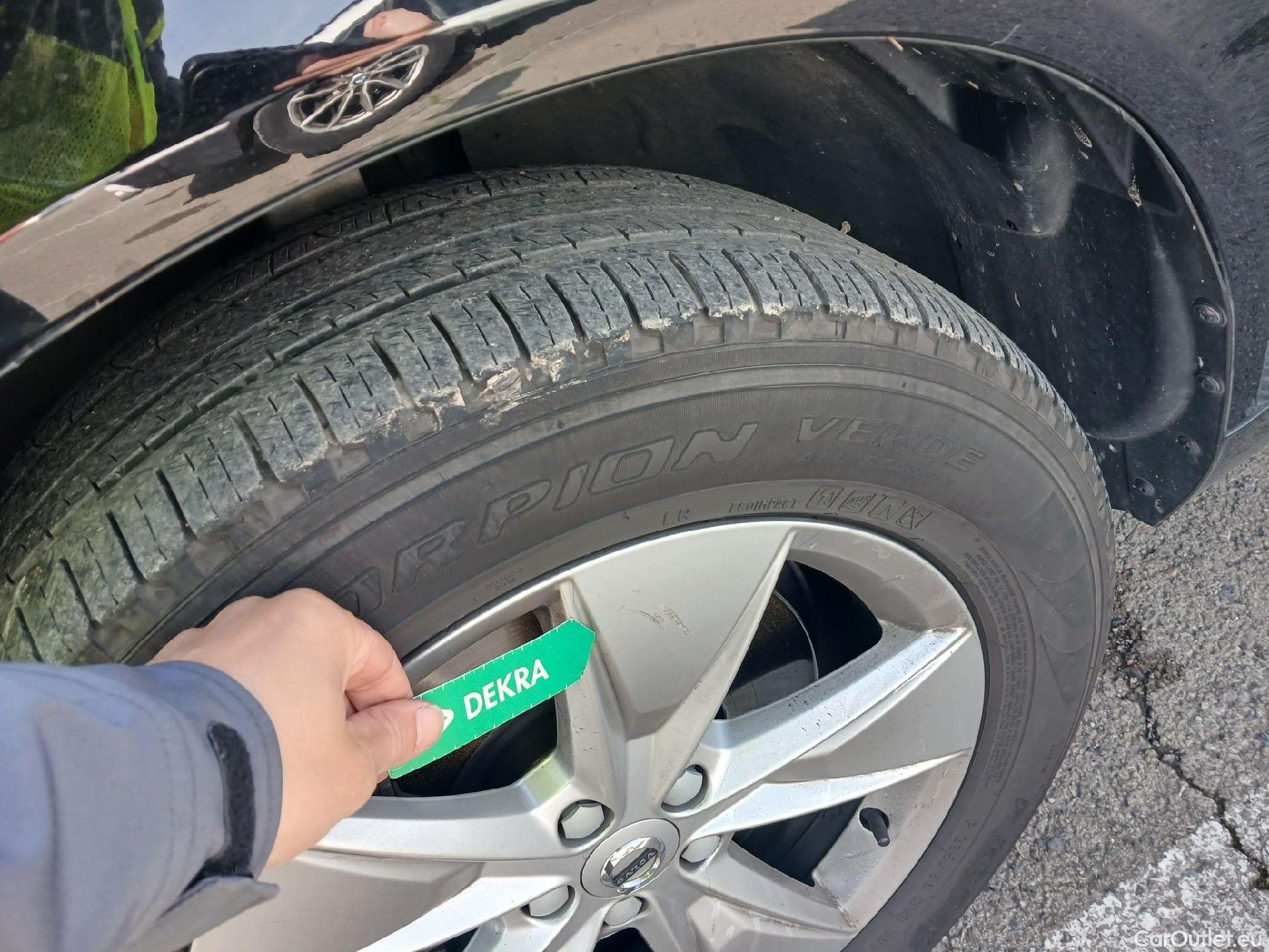  Volvo  XC60 VOLVO  / 2017 / 5P / todoterreno 2.0 B4 D Core Auto #5