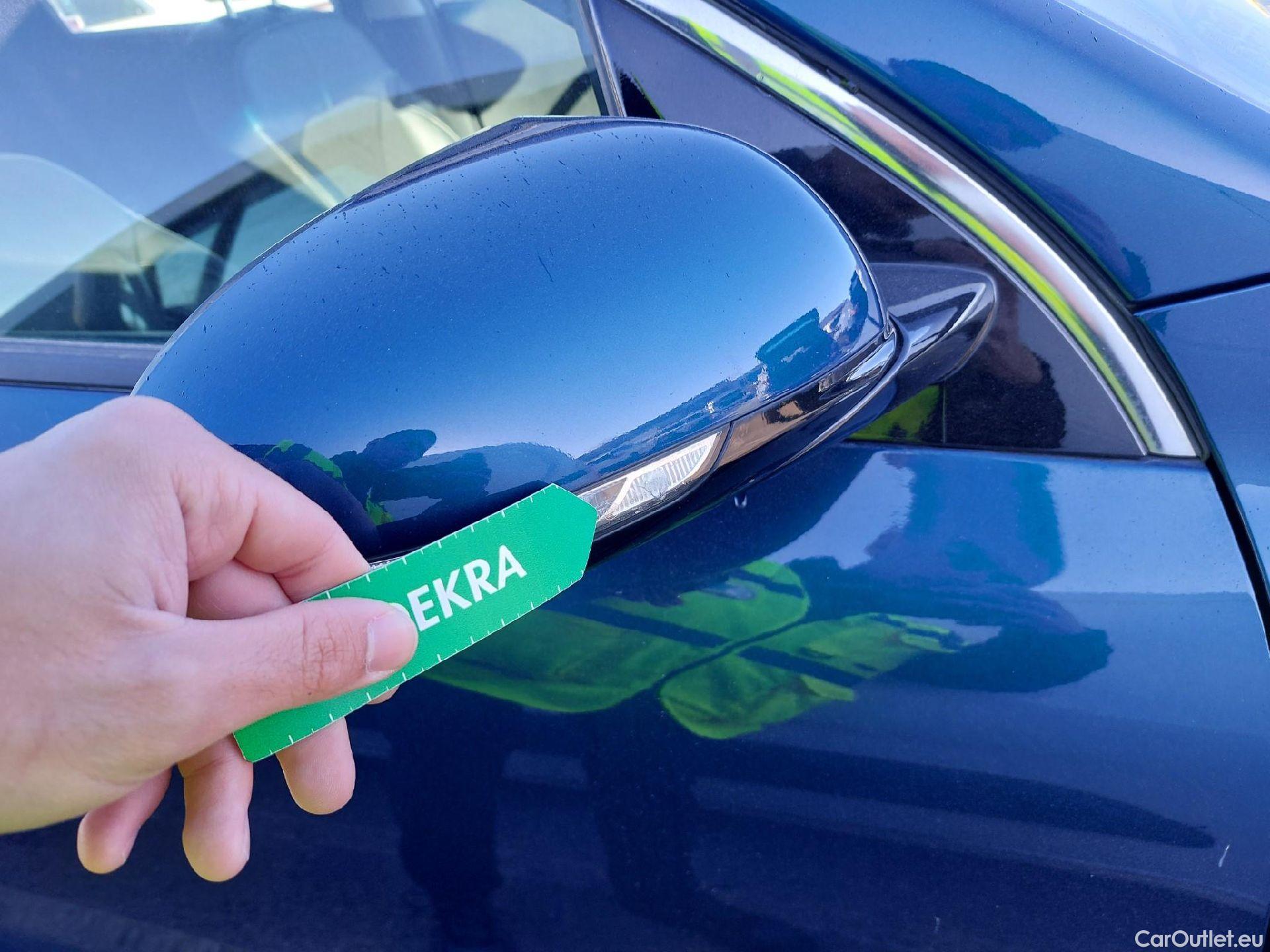  KIA  Niro KIA  / 2019 / 5P / crossover 1.6 GDi HEV 104kW (141CV) Drive #13