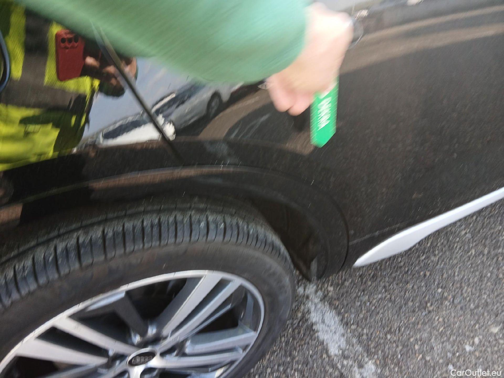  Audi  Q5 AUDI  / 2020 / 5P / todoterreno S line 40 TDI 150kW quattro-ultra #13