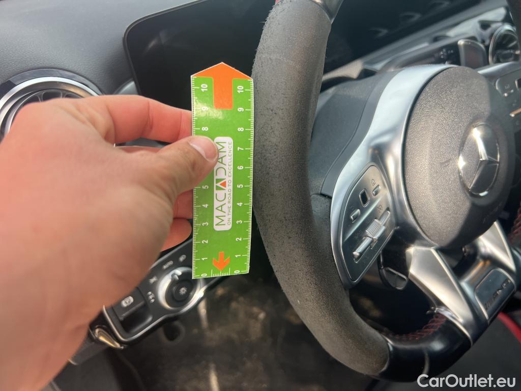  Mercedes  A-Klasse MERCEDES-BENZ Clase A / 2018 / 5P / berlina con portón Mercedes-AMG A 35 4MATIC+ #26