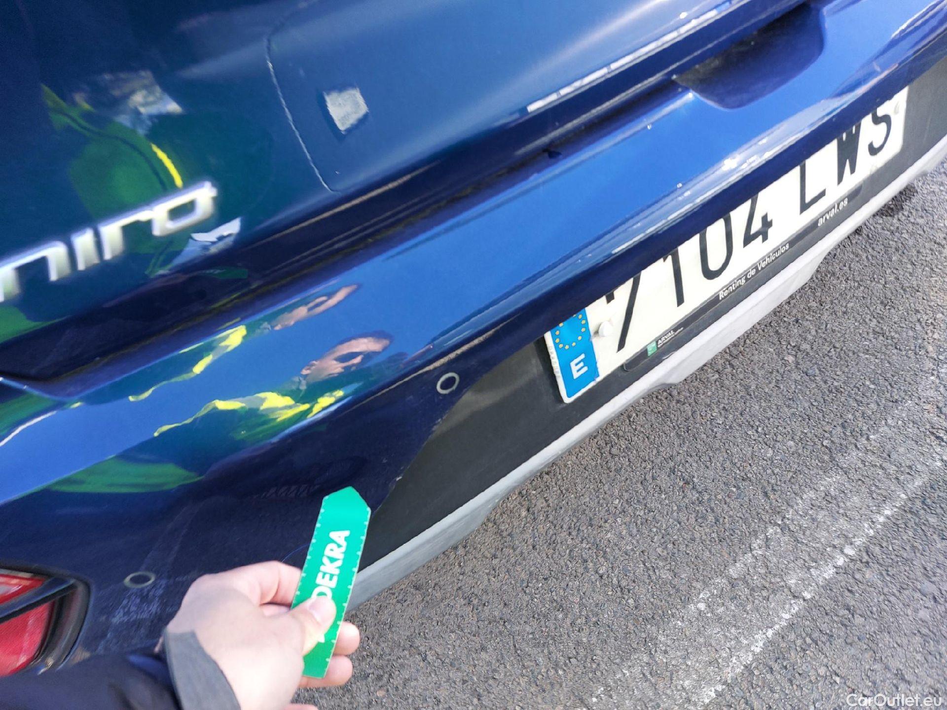  KIA  Niro KIA  / 2019 / 5P / crossover 1.6 GDi HEV 104kW (141CV) Drive #12