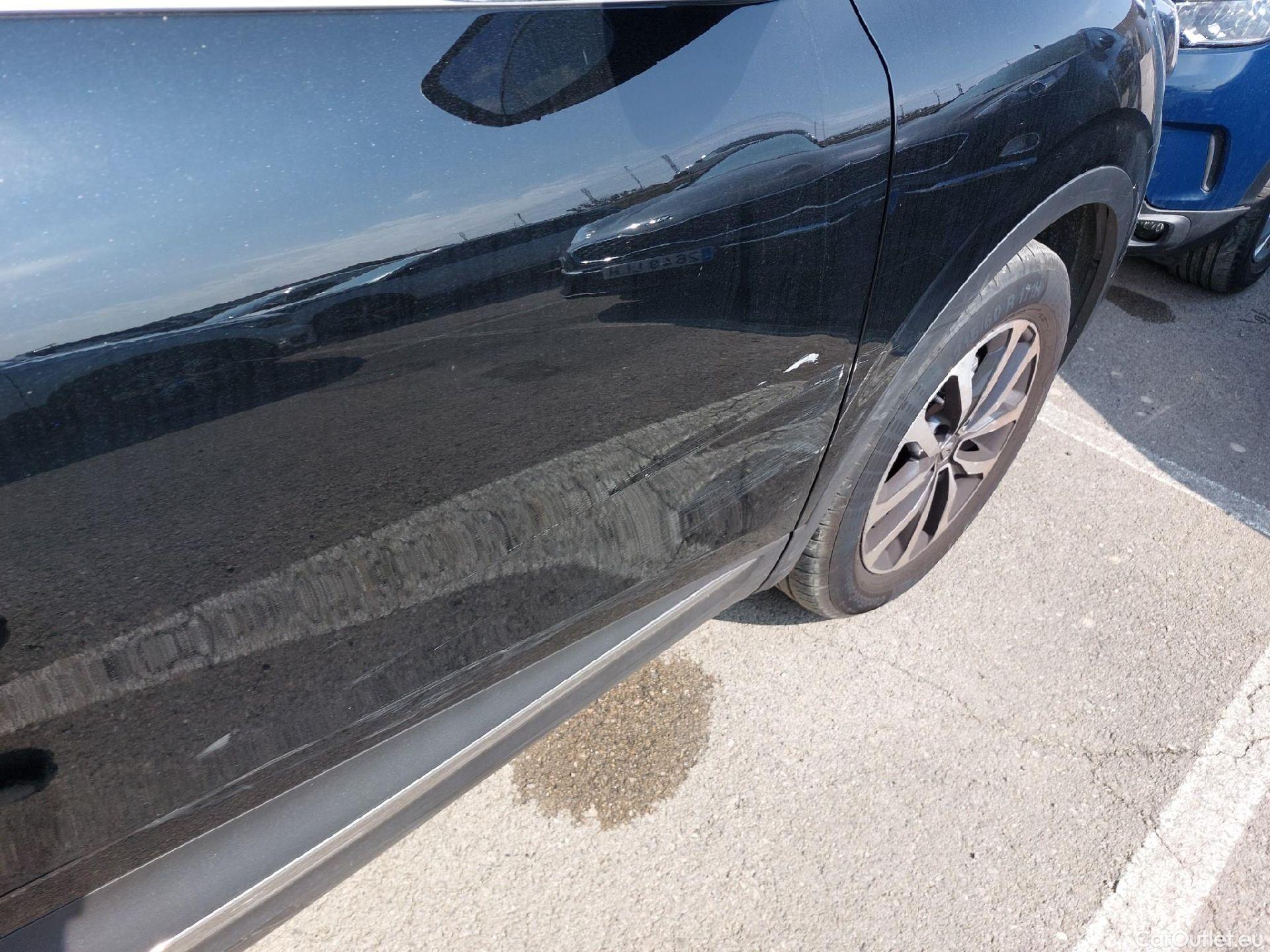  Renault  Kadjar RENAULT  / 2019 / 5P / crossover Zen GPF TCe 103kW (140CV) EDC (AC) #15