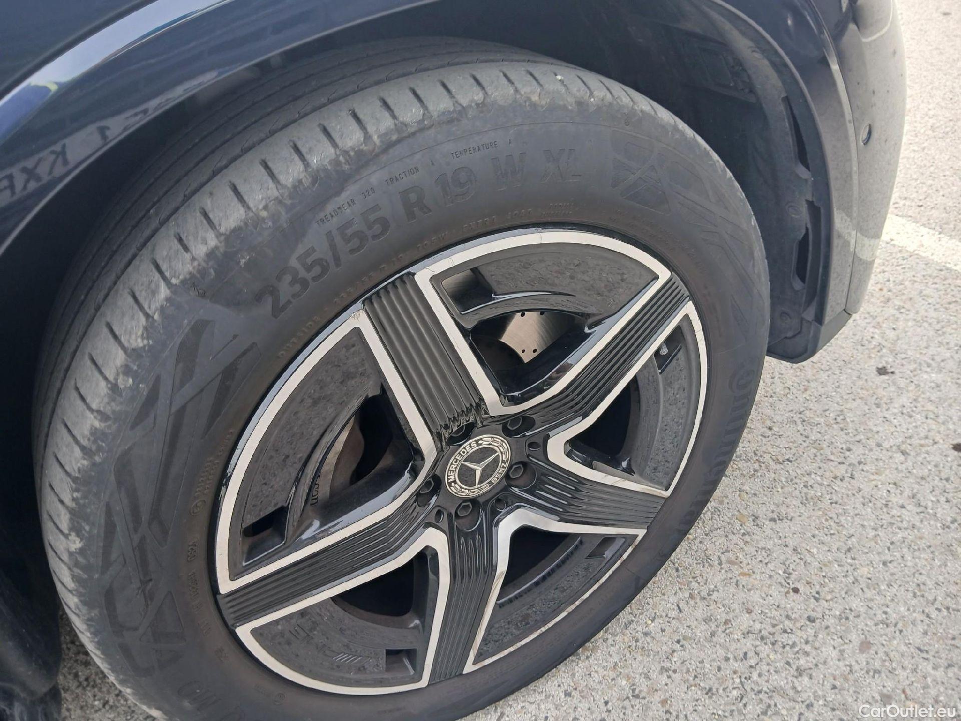  Mercedes  GLC MERCEDES-BENZ  / 2022 / 5P / todoterreno  200 4MATIC #27