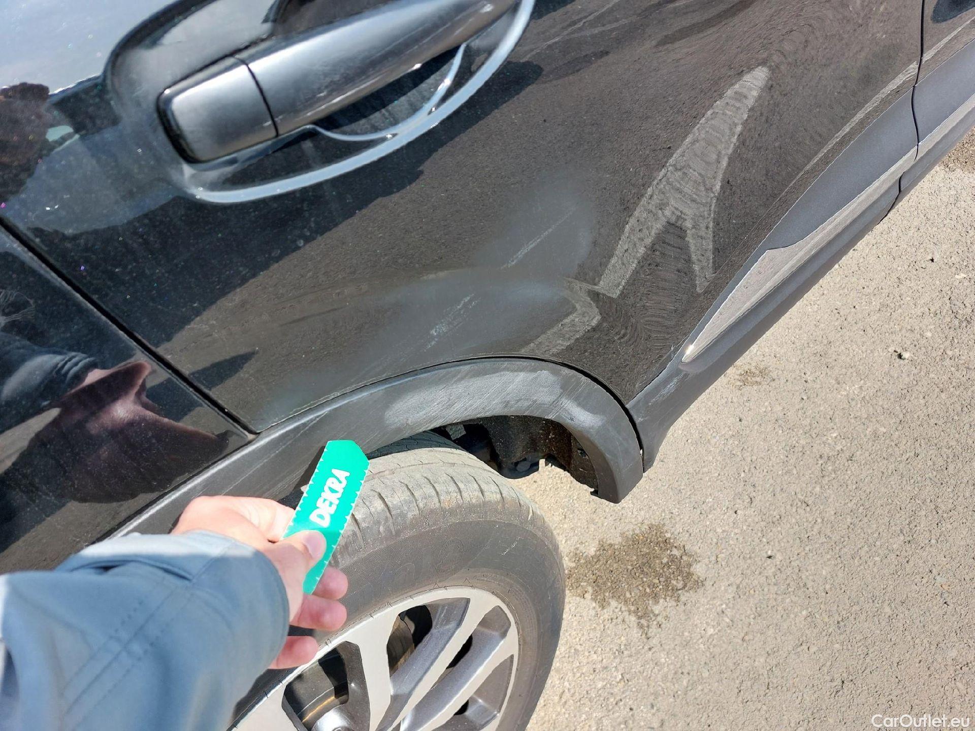  Renault  Kadjar RENAULT  / 2019 / 5P / crossover Zen GPF TCe 103kW (140CV) EDC (AC) #11