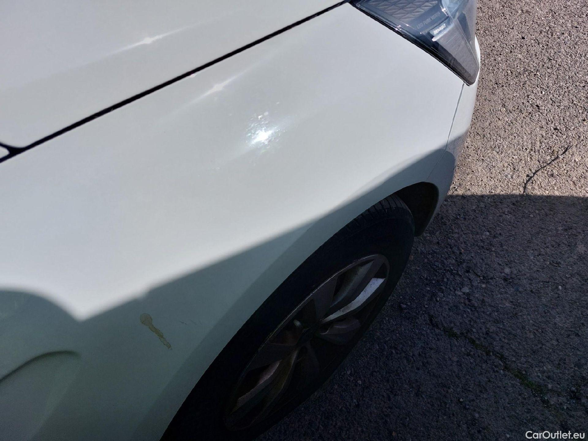  Renault  Clio RENAULT  / 2019 / 5P / berlina con portón Business Blue dCi 63 kW (85CV) #31