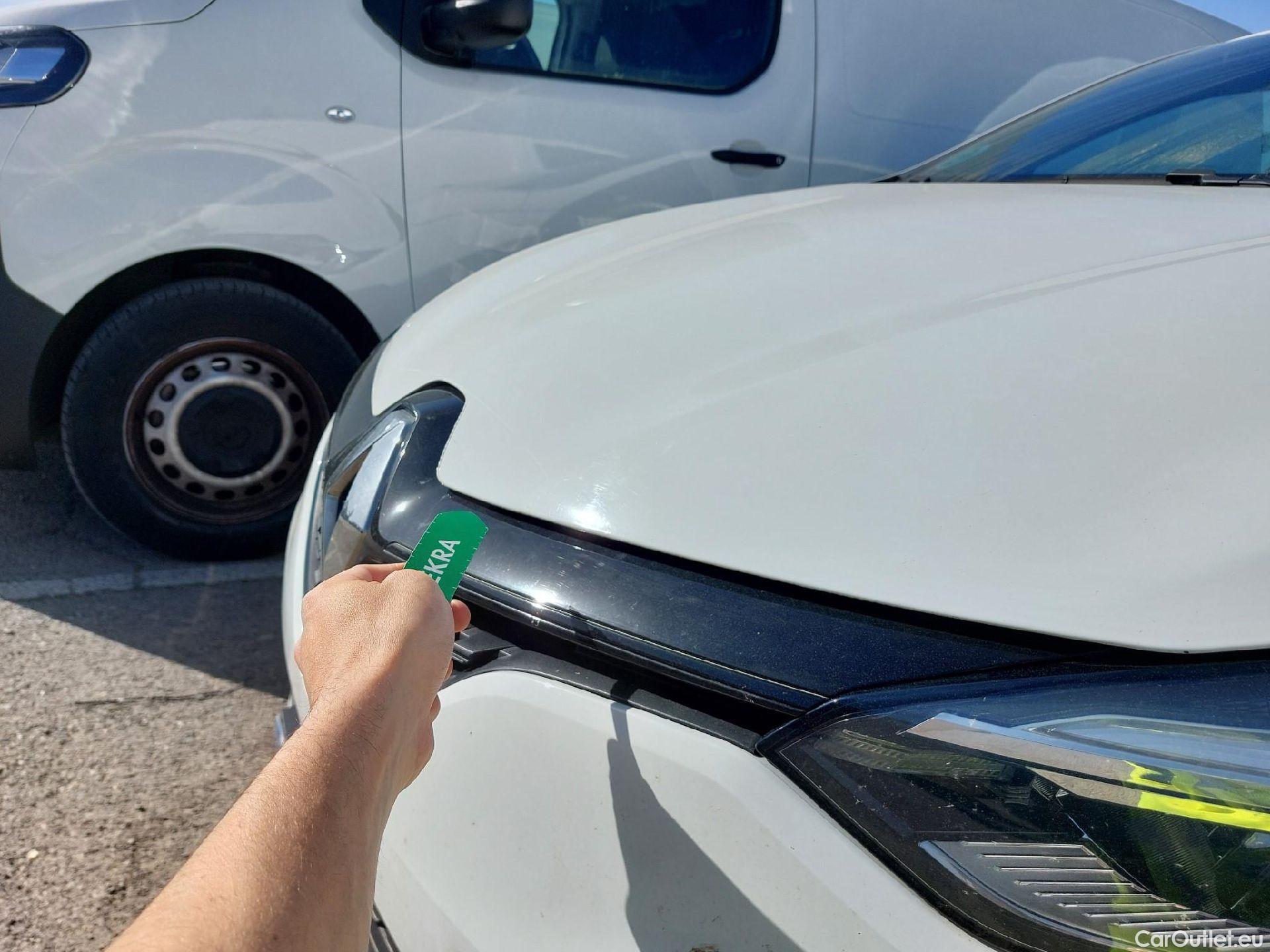  Renault  Clio RENAULT  / 2019 / 5P / berlina con portón Business Blue dCi 63 kW (85CV) #10