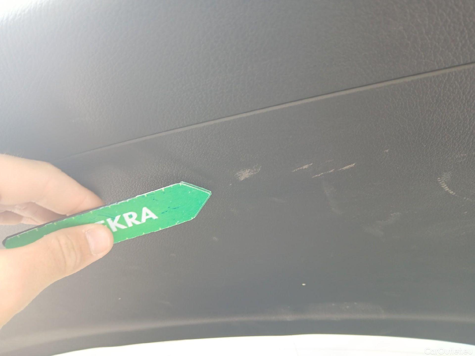  Mercedes  GLC MERCEDES-BENZ  / 2022 / 5P / todoterreno  200 4MATIC #33