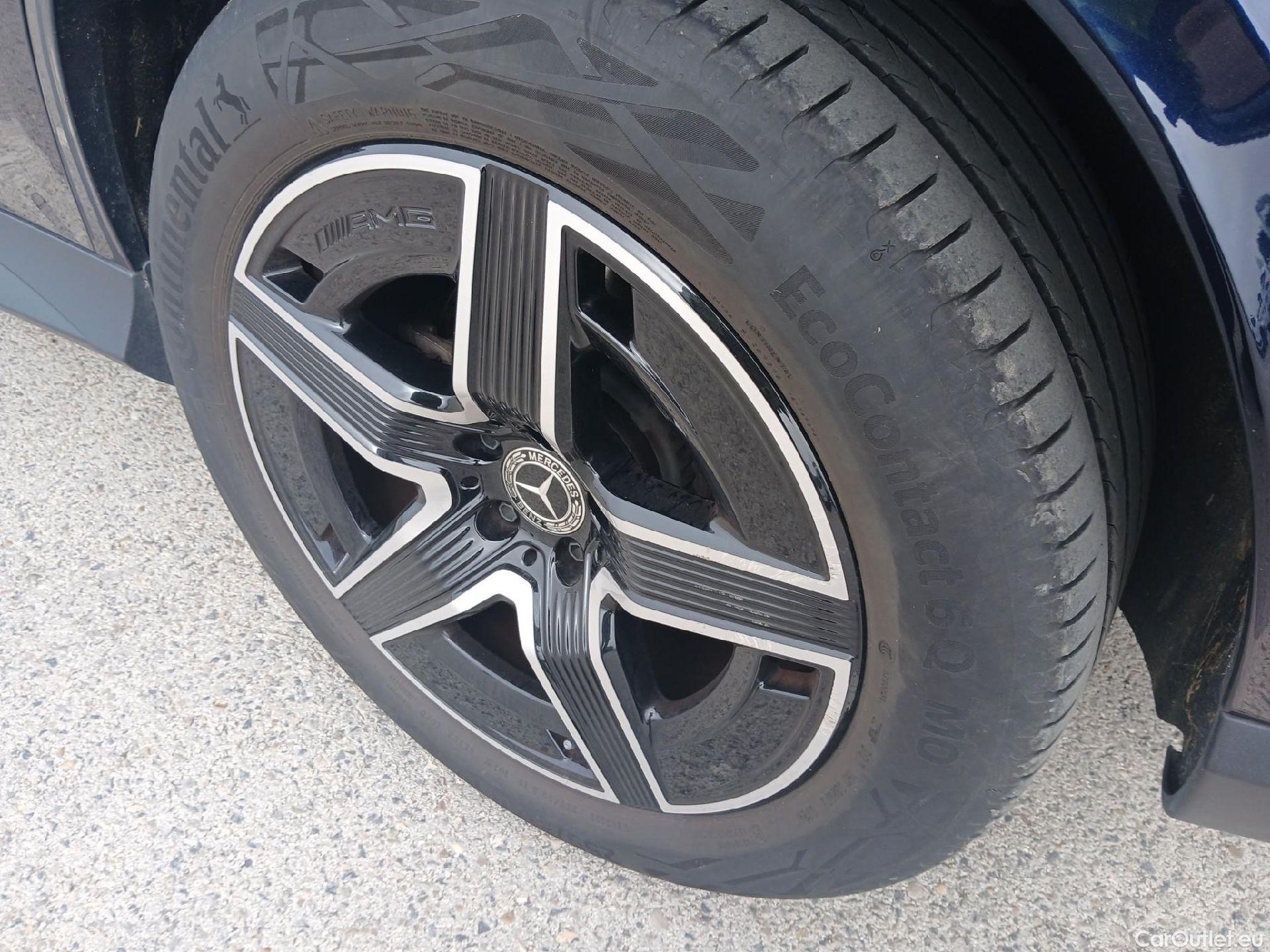  Mercedes  GLC MERCEDES-BENZ  / 2022 / 5P / todoterreno  200 4MATIC #16