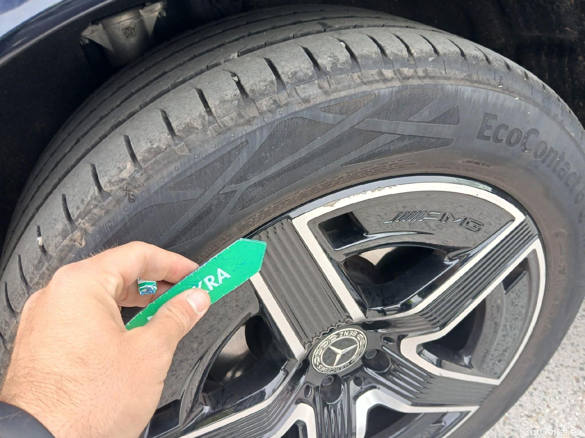  Mercedes  GLC MERCEDES-BENZ  / 2022 / 5P / todoterreno  200 4MATIC #24