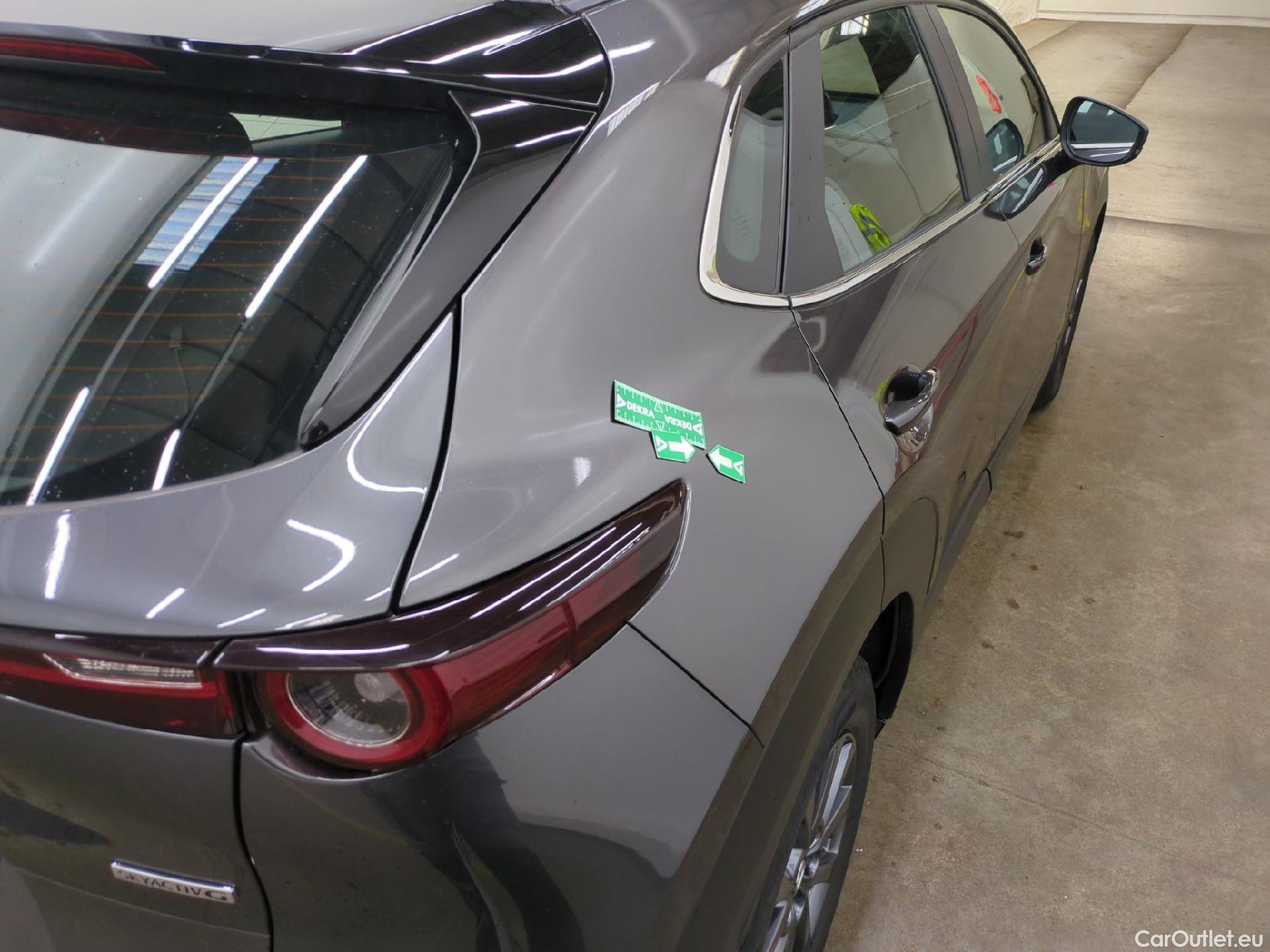  Mazda  CX-30 MAZDA  / 2019 / 5P / Crossover 2.0L Skyactiv-G M Hybrid #8