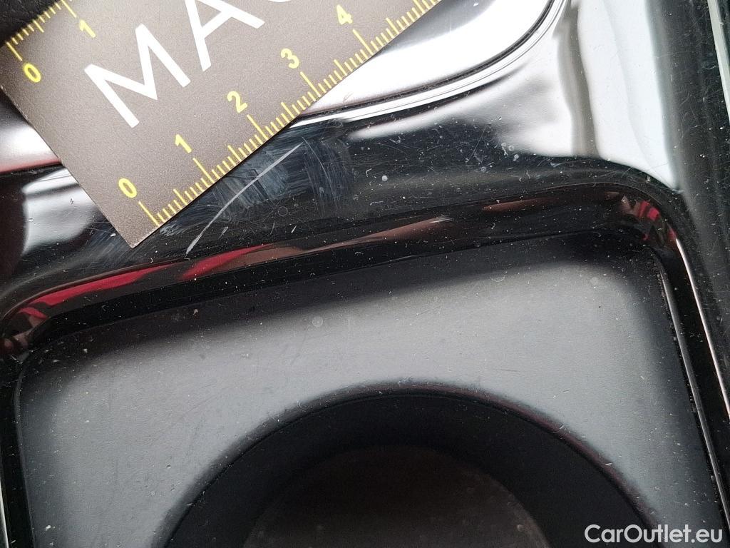  KIA  XCeed KIA  / 2019 / 5P / Crossover 1.6 GDI ISG ISG PHEV PREMIUM DCT6 #35