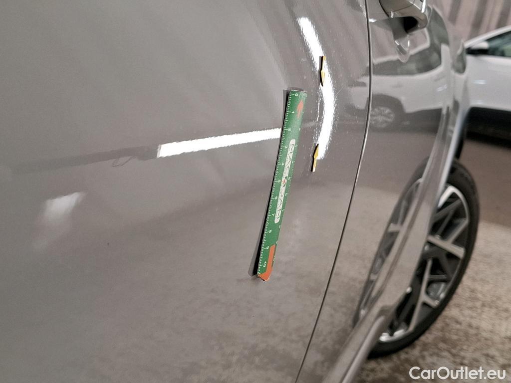  Hyundai  Konna HYUNDAI Kona / 2020 / 5P / SUV 1.6 HYBRID 141 EXECUTIVE HEV #36