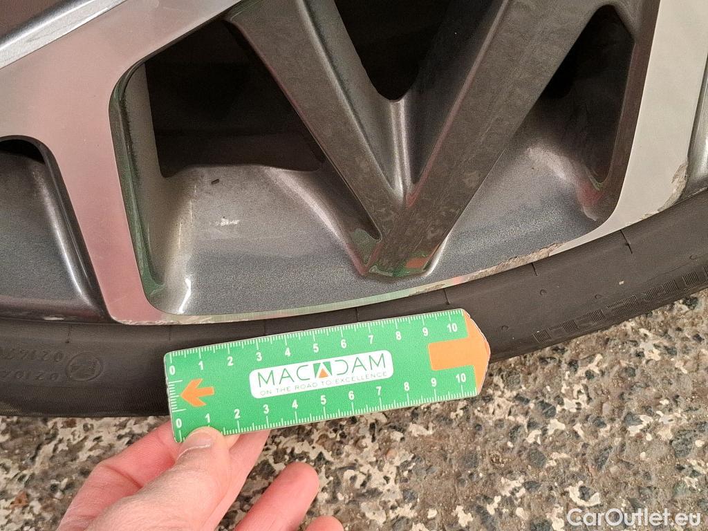  Hyundai  Konna HYUNDAI Kona / 2020 / 5P / SUV 1.6 HYBRID 141 EXECUTIVE HEV #19