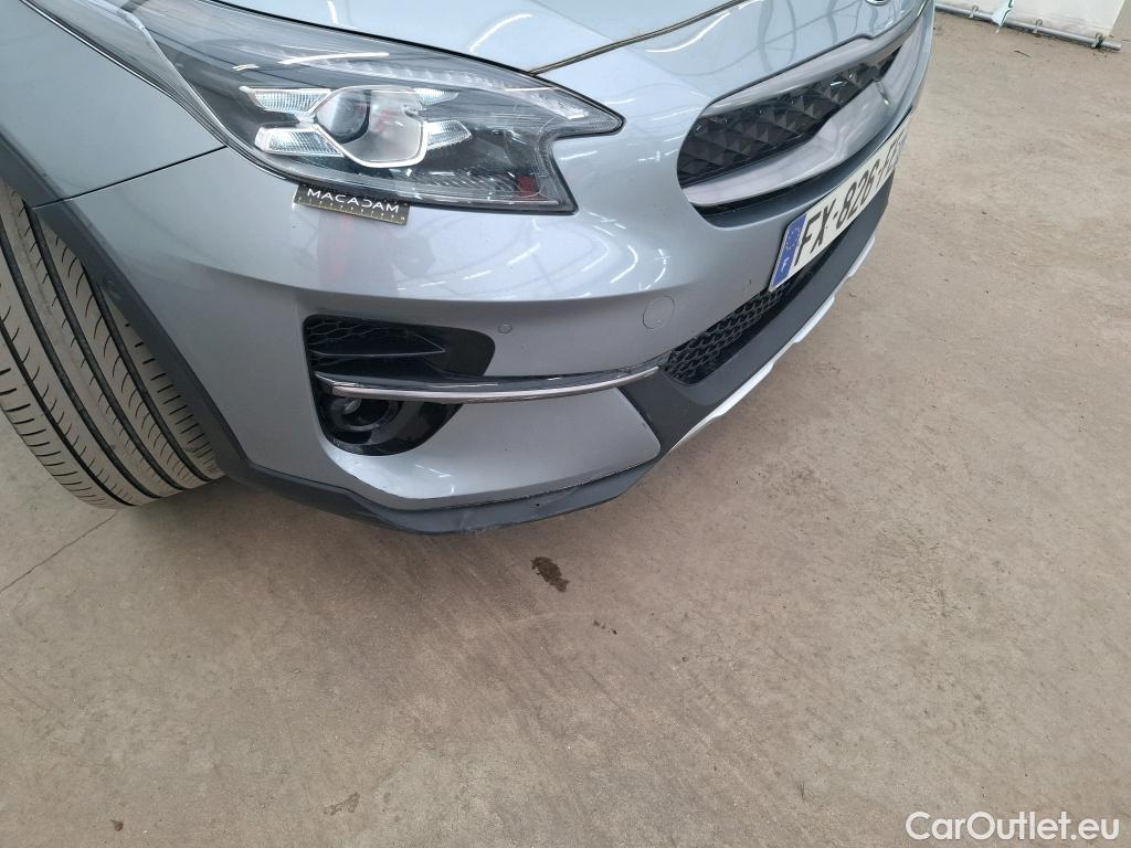  KIA  XCeed KIA  / 2019 / 5P / Crossover 1.6 GDI ISG ISG PHEV PREMIUM DCT6 #1