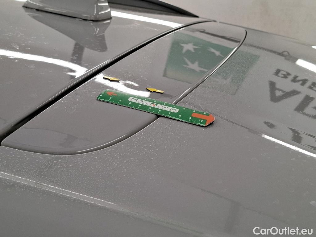  Hyundai  Konna HYUNDAI Kona / 2020 / 5P / SUV 1.6 HYBRID 141 EXECUTIVE HEV #39