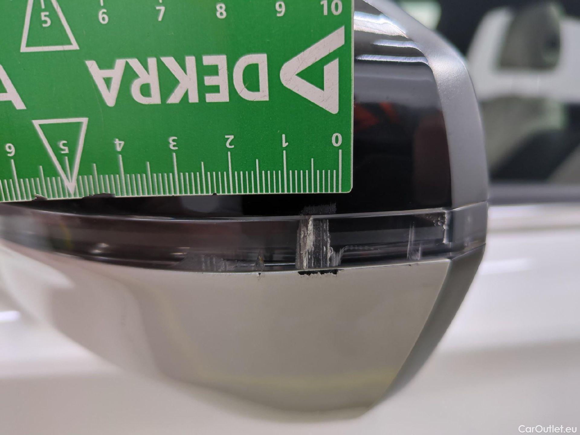  DS  DS7 DS DS 7 Crossback / 2017 / 5P / SUV E-TENSE 225 RIVOLI #28